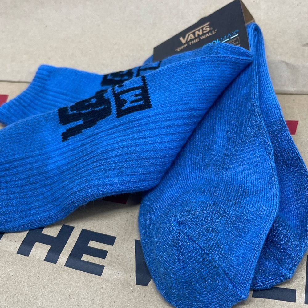 VANS "Off The Wall" Crew socks
New with the tag authentic Vans socks (1 pair) - Picture 15 of 16